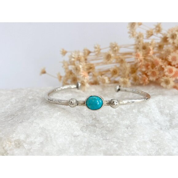 Hammered Pewter Natural Sleeping Beauty Turquoise Cuff Vintage Bangle Bracelet - Picture 2 of 10